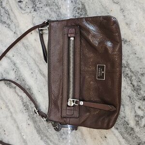 Fossil Dawson Pebble Leather Crossbody Bag in brown